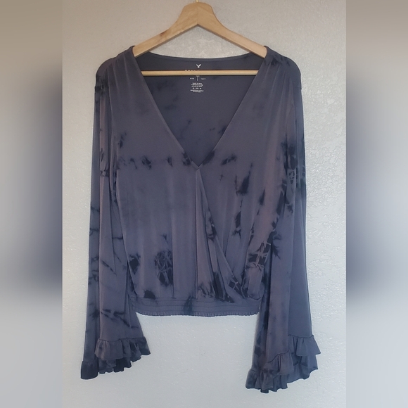 AEO Soft & Sexy Tie Dye Smocked Flare Flute Long Sleeve Blouse Top Size Medium - Picture 2 of 7